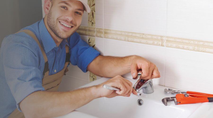Expert burst pipe repair services in Round Mountain, CA